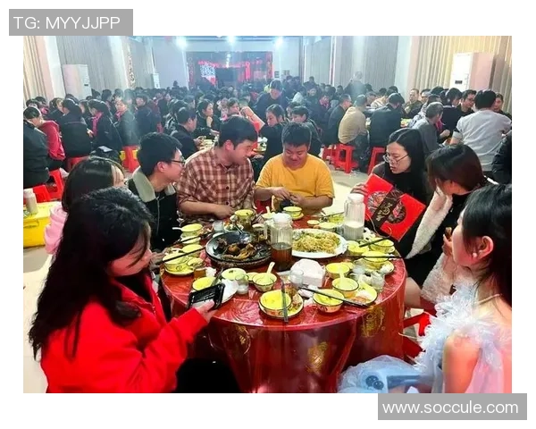 足球明星与爱犬的温馨时刻精彩视频分享让你感受他们的深厚情谊